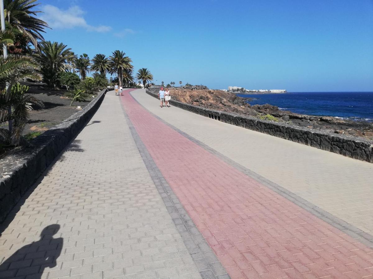 apartamento LUCA 05 PLAYA ROCA Costa Teguise Esterno foto