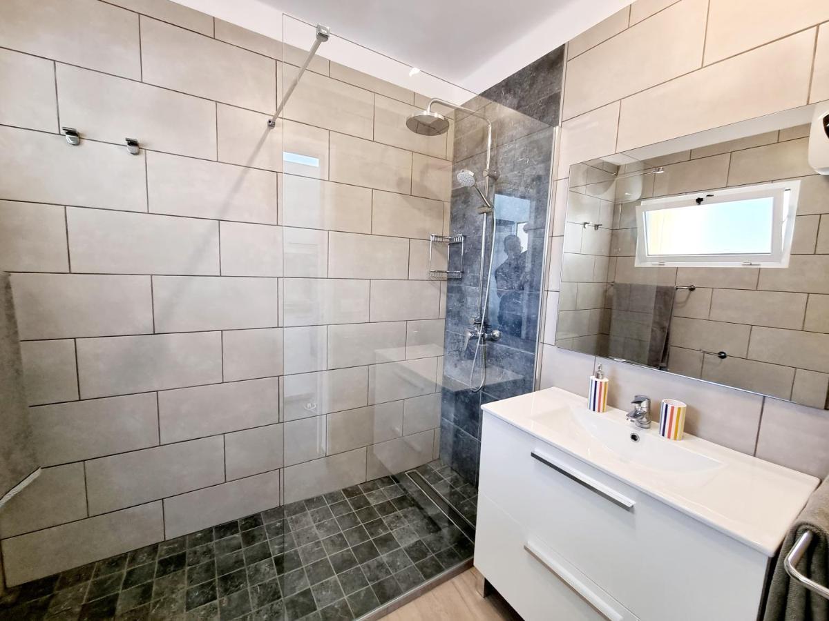 apartamento LUCA 05 PLAYA ROCA Costa Teguise Esterno foto